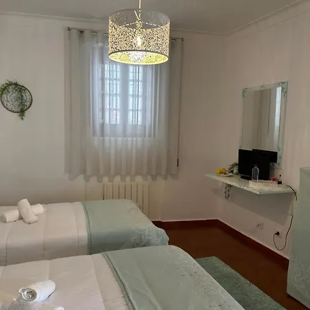 לינה וארוחת בוקר Casa Do Poco