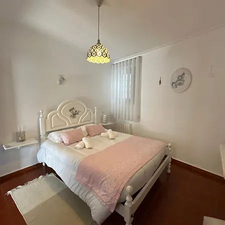 Casa Do Poco לינה וארוחת בוקר 4*