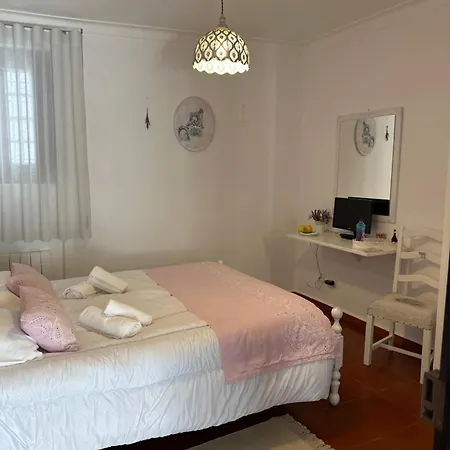 Casa Do Poco לינה וארוחת בוקר אובידוס