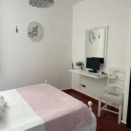 Casa Do Poco Bed & Breakfast